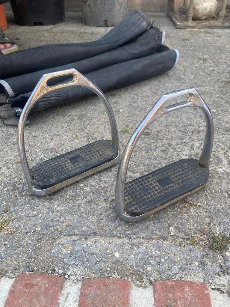 Beugel voor paarden zadel, Dieren en Toebehoren, Ophalen of Verzenden