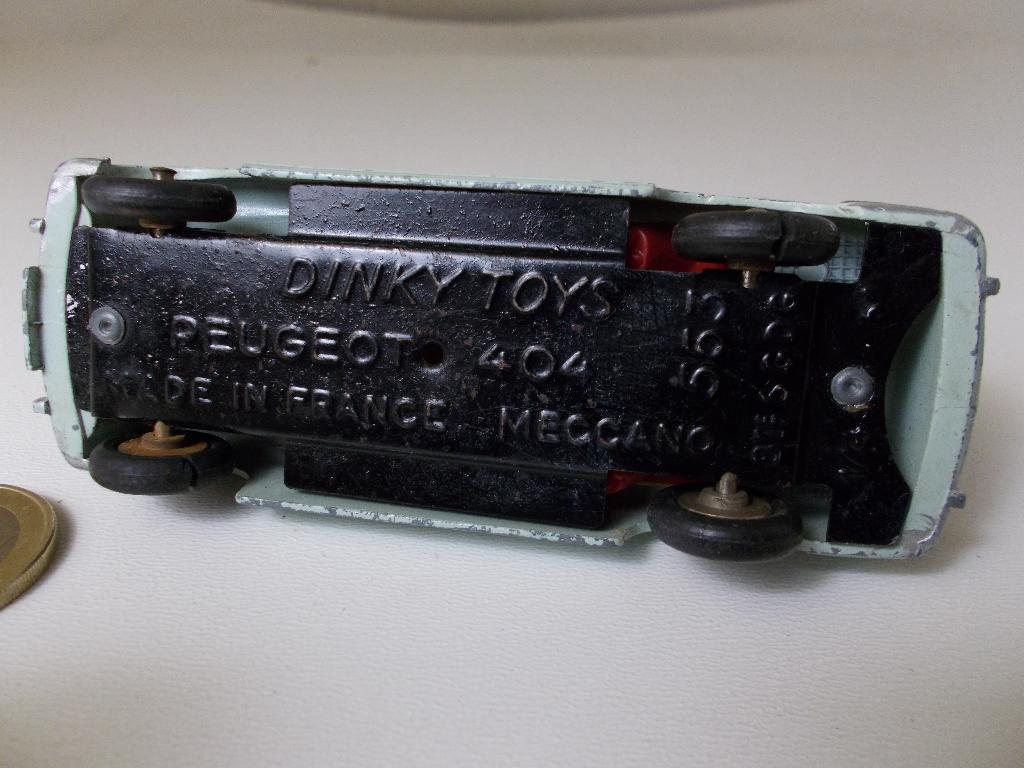 1967 Dinky Toys 553 PEUGEOT 404 I.g.st. (-A-), Hobby en Vrije tijd, Modelauto's | 1:43, Ophalen of Verzenden, Zo goed als nieuw