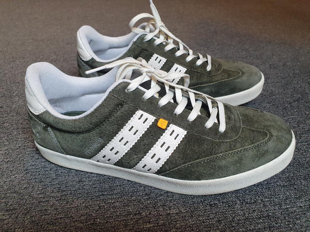 Quick Q1905 Platinum suede sneaker groen/wit mt 43 ZGAN, Quick, Overige kleuren, Ophalen of Verzenden, Sneakers of Gympen