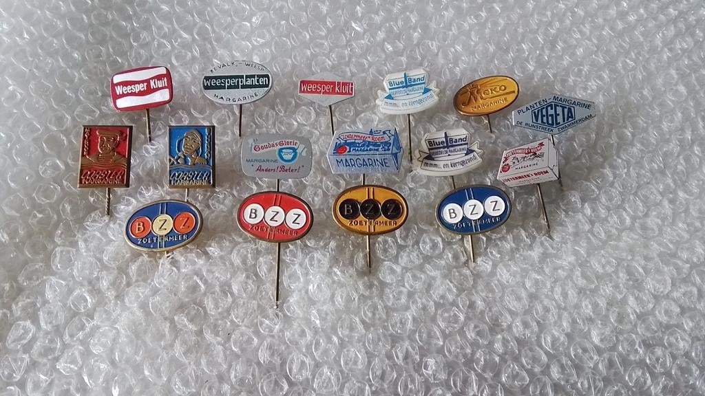 16 verschillende speldjes margarine, Ophalen of Verzenden, Zo goed als nieuw, Overige onderwerpen