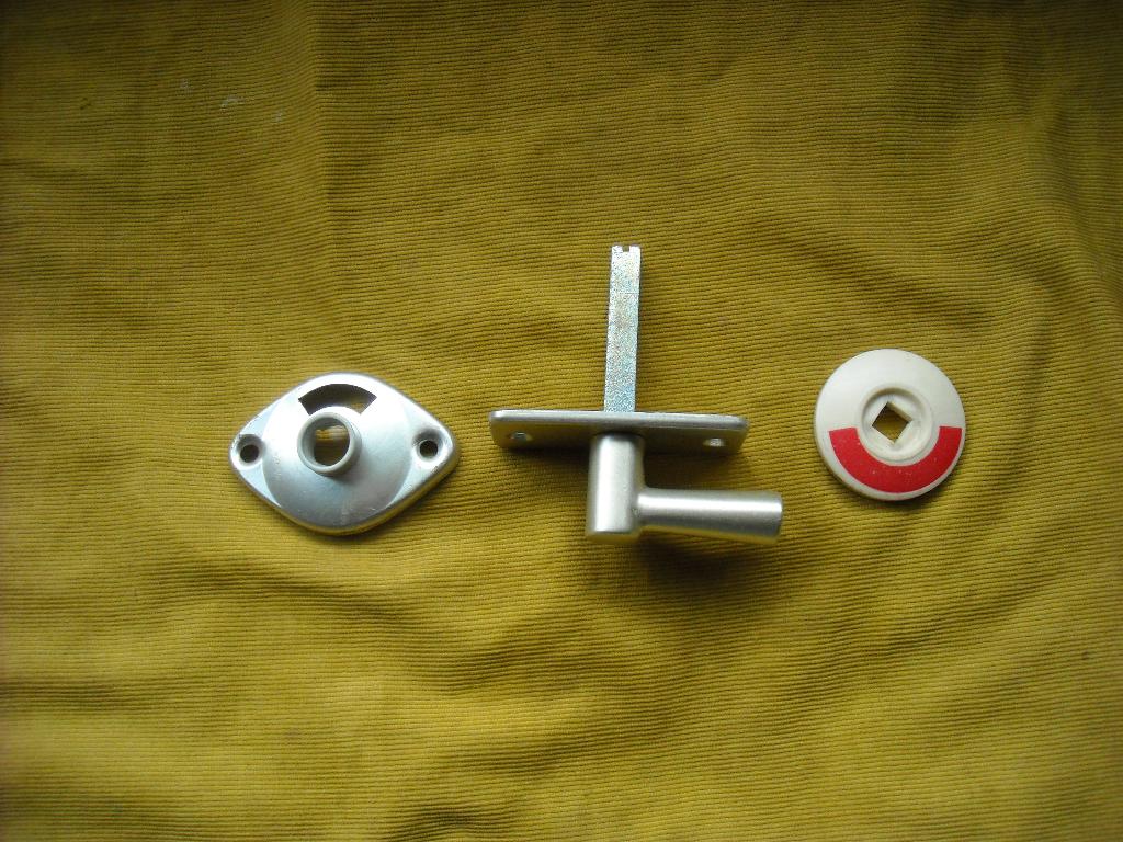 wc slot jaren 60 toilet sluiting wc-slot oude klink kruk, Antiek en Kunst, Antiek | Overige Antiek, Ophalen of Verzenden