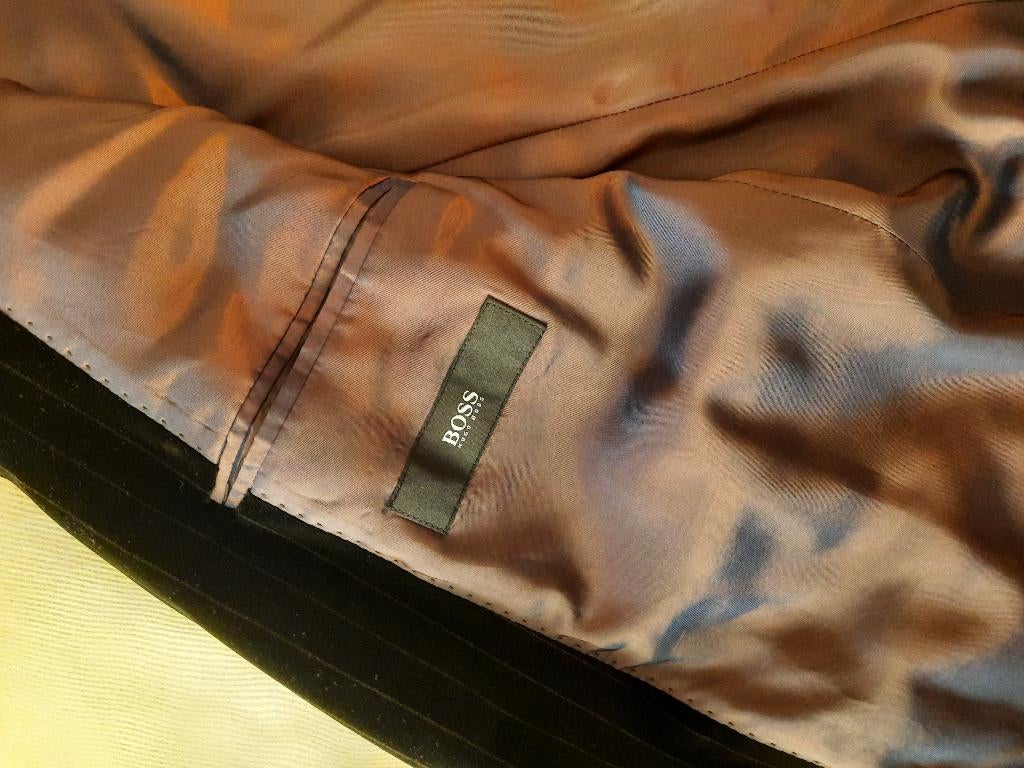 Colbert Hugo Boss (Fluweel), Bruin, Maat 48/50 (M), Ophalen of Verzenden, Zo goed als nieuw