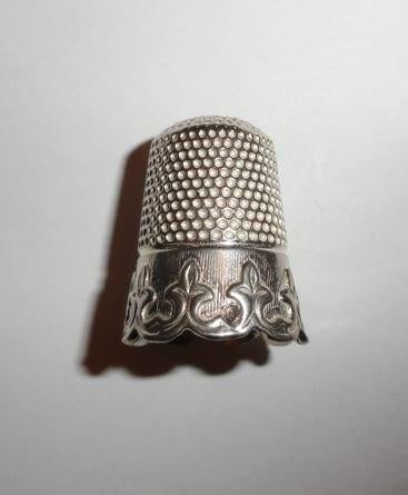 Vingerhoed Zilver franse lelie, Antiek en Kunst, Antiek | Goud en Zilver, Ophalen of Verzenden, Zilver