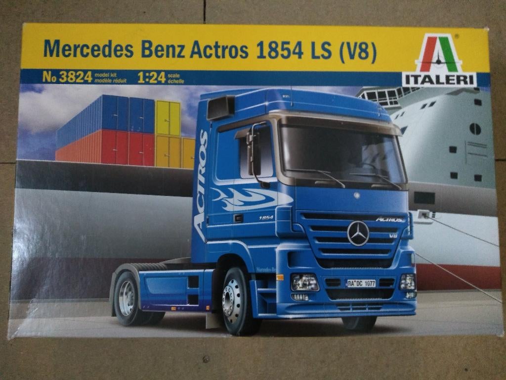 Italeri MERCEDES BENZ ACTROS 1854 LS, Italeri, Groter dan 1:32, Nieuw, Ophalen of Verzenden
