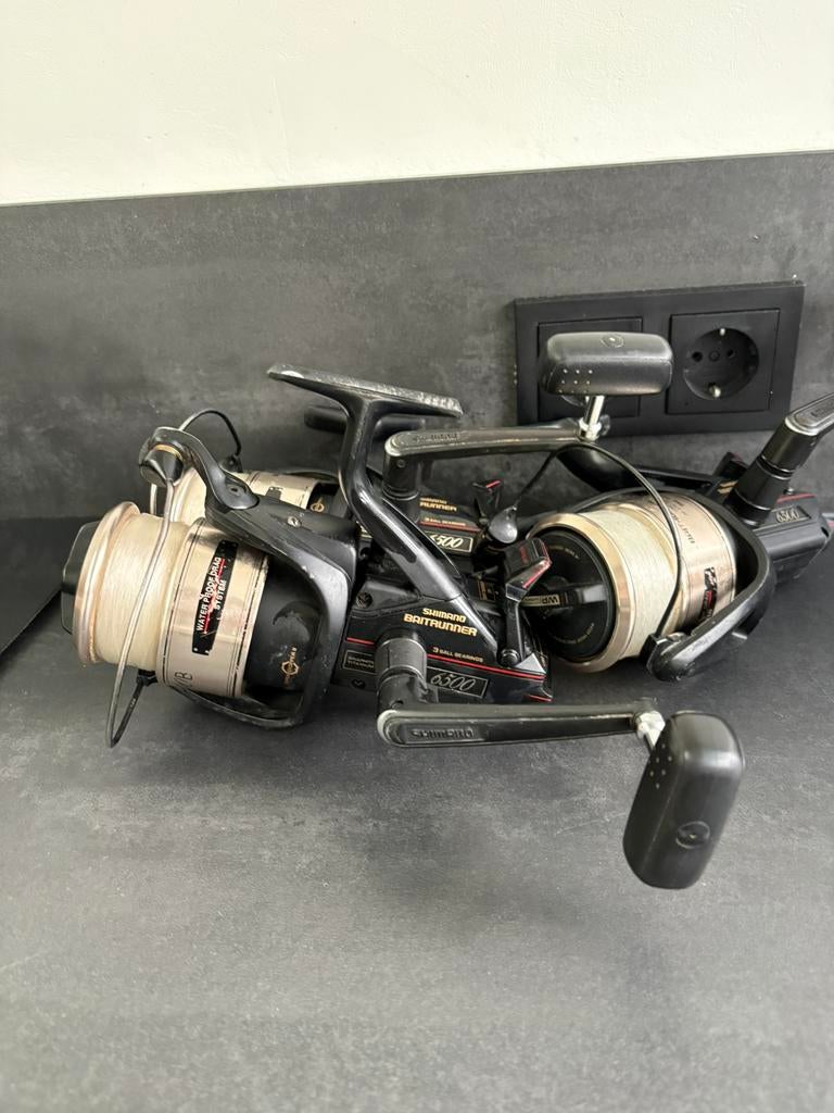 Shimano baitrunner 6500b 3 molens, Ophalen of Verzenden, Zo goed als nieuw, Molen
