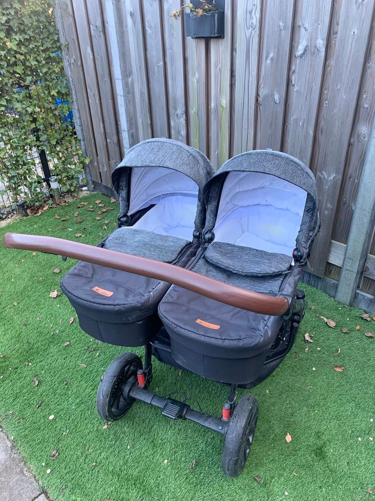 Complete Tweelingwagen met autostoeltjes en reiswiegen, Kinderen en Baby's, Kinderwagens en Combinaties, Gebruikt, Combiwagen