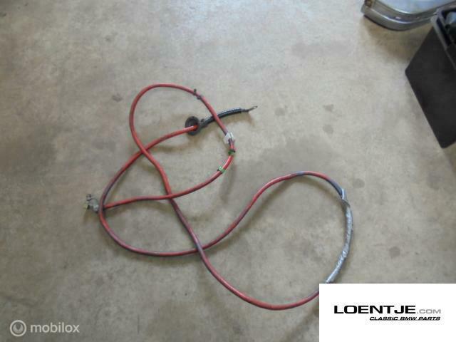 Accukabel pluskabel voor accu achterin bmw e30 e36, Gebruikt, Ophalen of Verzenden, BMW, BMW