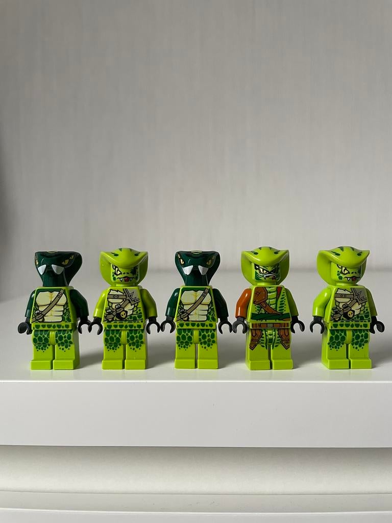 Lego Ninjago Venomari Serpentijnen Leger, Kinderen en Baby's, Speelgoed | Duplo en Lego, Ophalen, Lego, Zo goed als nieuw, Minifiguur
