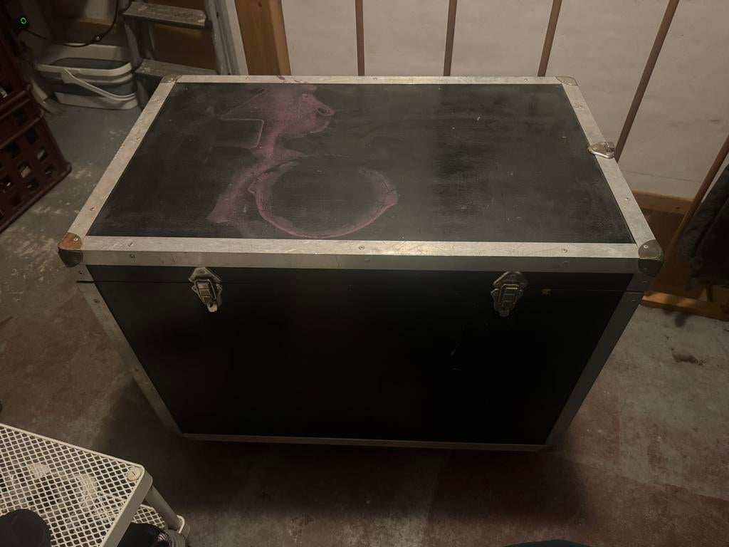 Grote flightcase op wielen voor drums, hardware, muziek., Ophalen, Gebruikt, Overige instrumenten, Flightcase