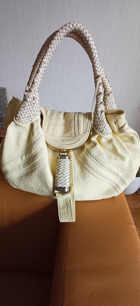 Merk tas ,FENDI, Ophalen of Verzenden, Zo goed als nieuw, Beige, Handtas
