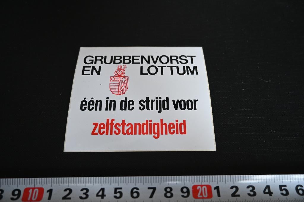 sticker Grubbenvorst en Lottum één in de strijd voor zelfsta, Ophalen, Zo goed als nieuw
