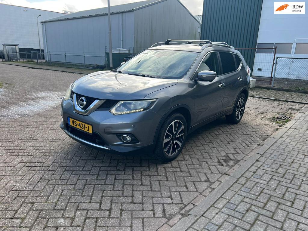 Nissan X-Trail 1.6 dCi Connect Edition Pano Trekhaak Cruise, Voorwielaandrijving, Stof, Gebruikt, 4 cilinders