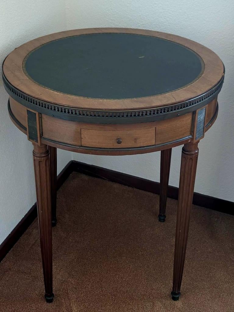 Prachtig ANTIEK tafeltje, Antiek en Kunst, Antiek | Meubels | Tafels, Ophalen