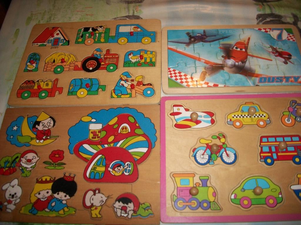 houten puzzels, Ophalen, Minder dan 10 stukjes, Gebruikt, 6 maanden tot 2 jaar