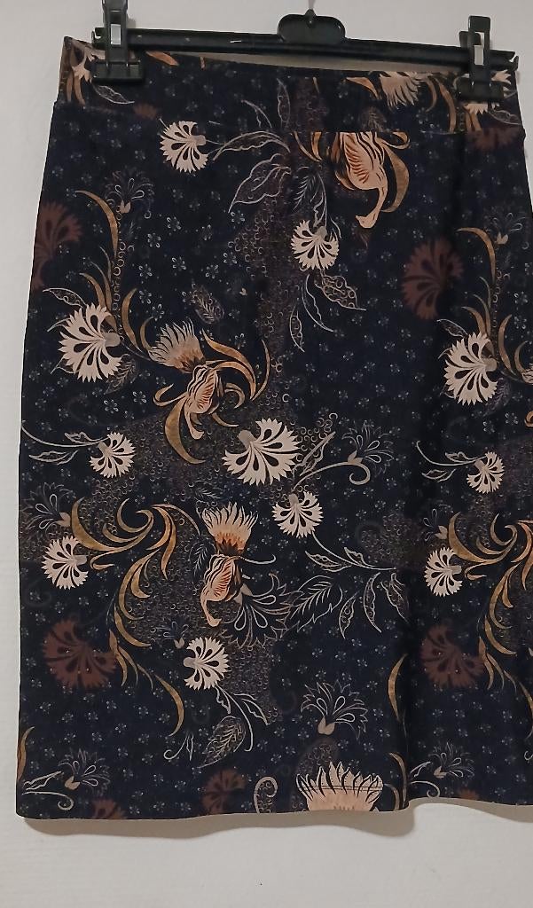 Donna due M rok ..tricot met elastische band., Maat 38/40 (M), Overige kleuren, Ophalen of Verzenden, Zo goed als nieuw