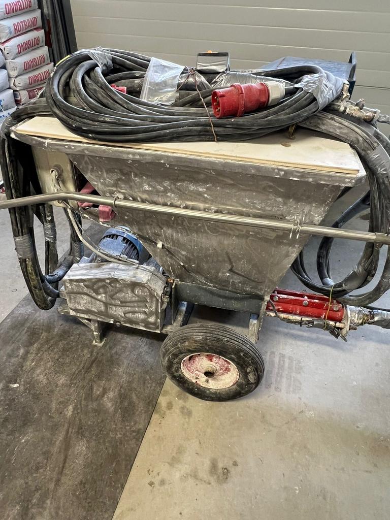 Spackspuit  machine met compressor., Ophalen, Gebruikt