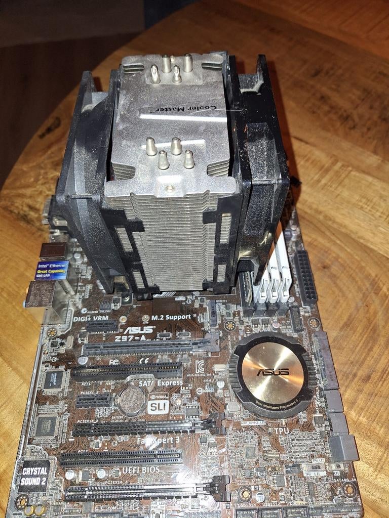 Intel I7 Quad core 4 x 4000mhz 16 GB ddr 3 2666mhz, Ophalen, Gebruikt, DDR3