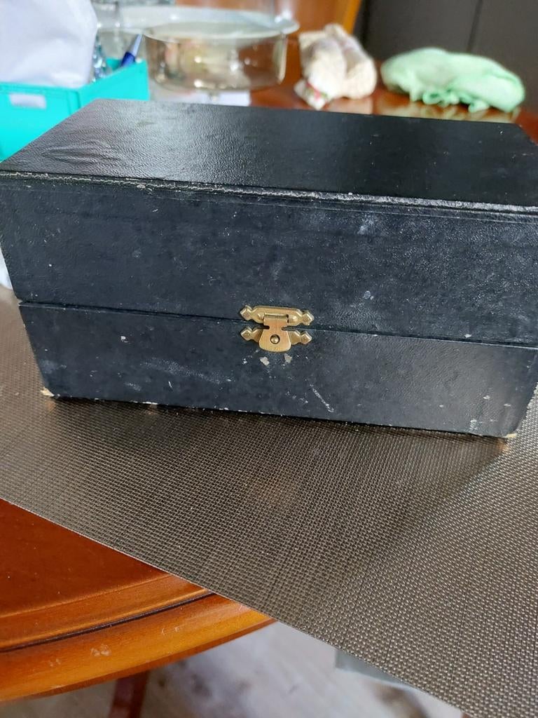 Antieke leren doos met 10 kristallen onderzetters, Ophalen of Verzenden