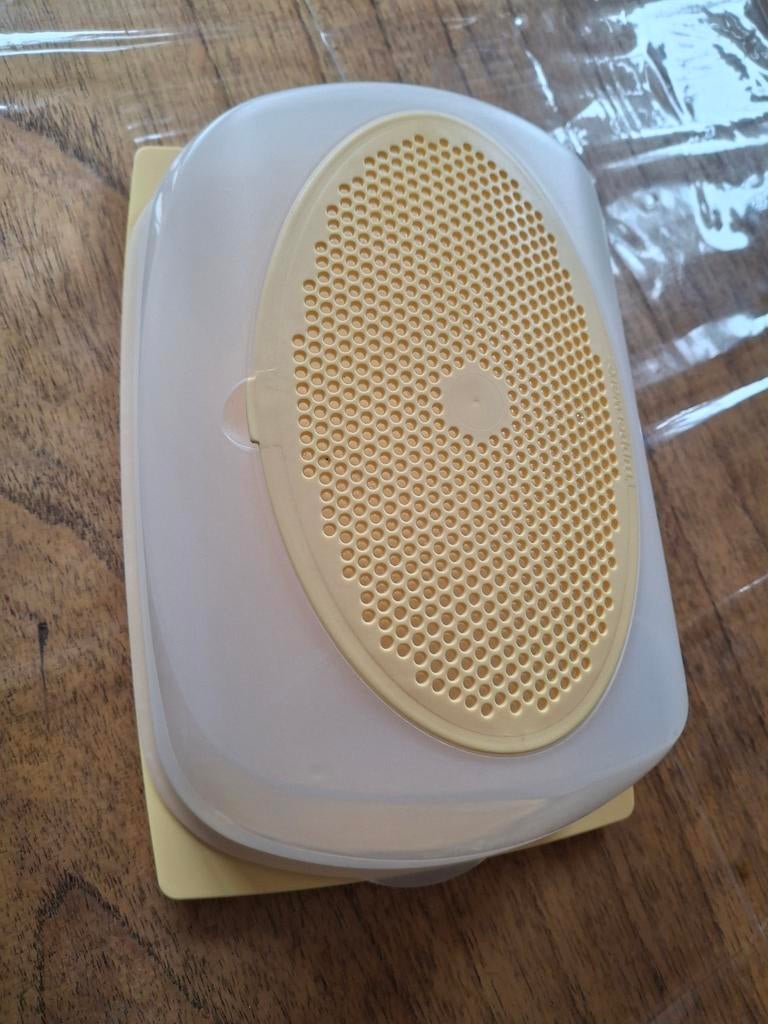 Tupperware kaasdoos geel, Ophalen of Verzenden, Geel