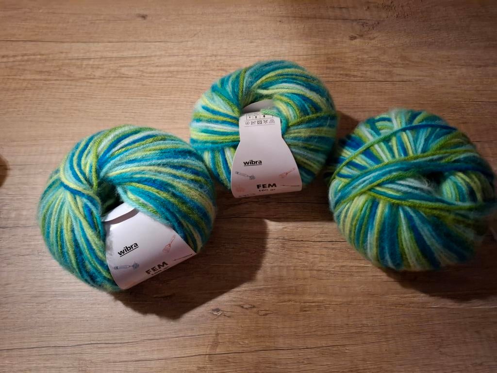 Wibra Fem garen, 3 bollen, Hobby en Vrije tijd, Ophalen, Nieuw, Breien of Haken, Wol of Garen