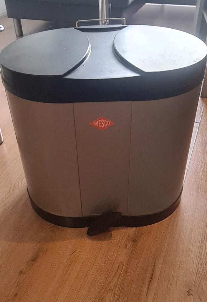 Wesco prullenbak met twee vakken, 20 tot 30 liter, Ophalen of Verzenden, Zo goed als nieuw, Minder dan 50 cm