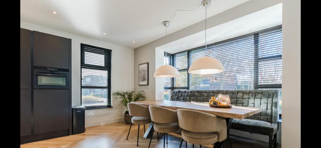 Witte hanglampen hard kunstof 60cm, Huis en Inrichting, Ophalen, Zo goed als nieuw