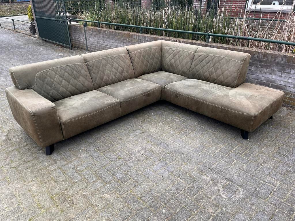 Mooie schone/nette hoekbank., Huis en Inrichting, Banken | Bankstellen, Zo goed als nieuw, Hoekbank, Vierpersoons of meer, 250 tot 300 cm