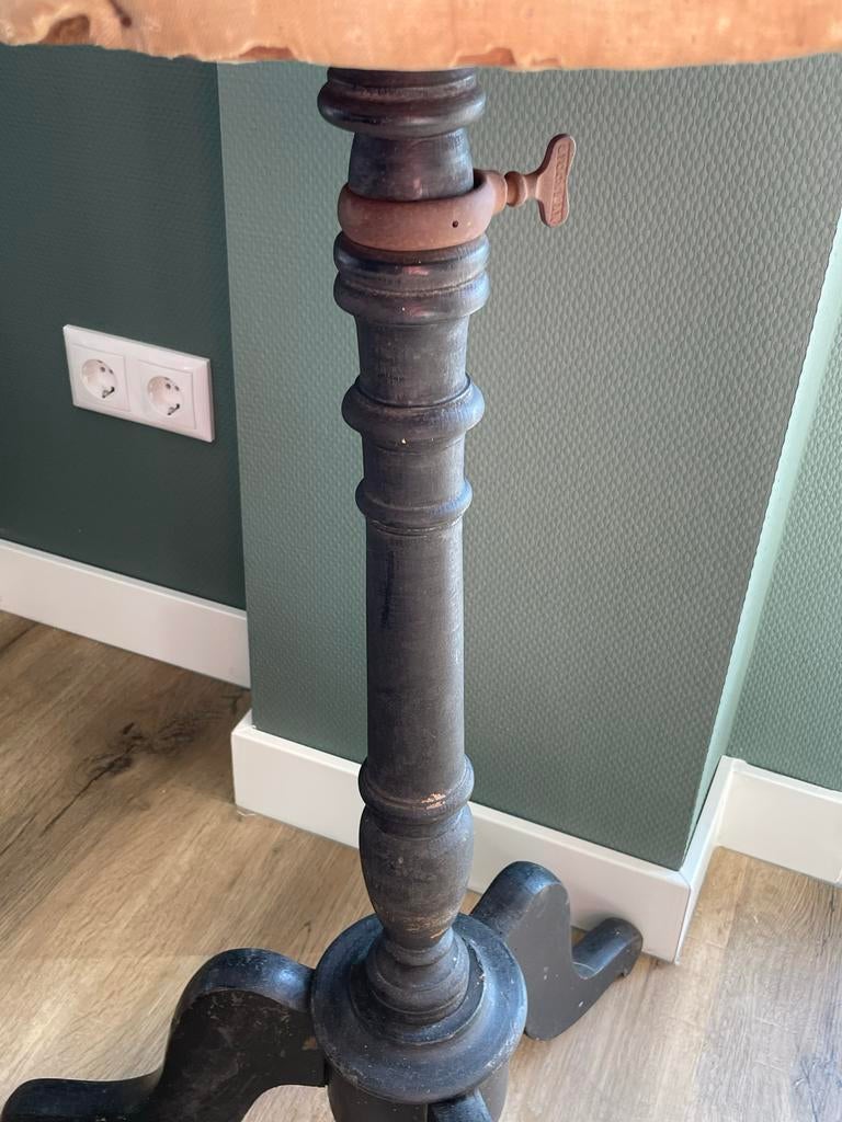 Antieke paspop met wespentaille, merk Lutetia, Ophalen