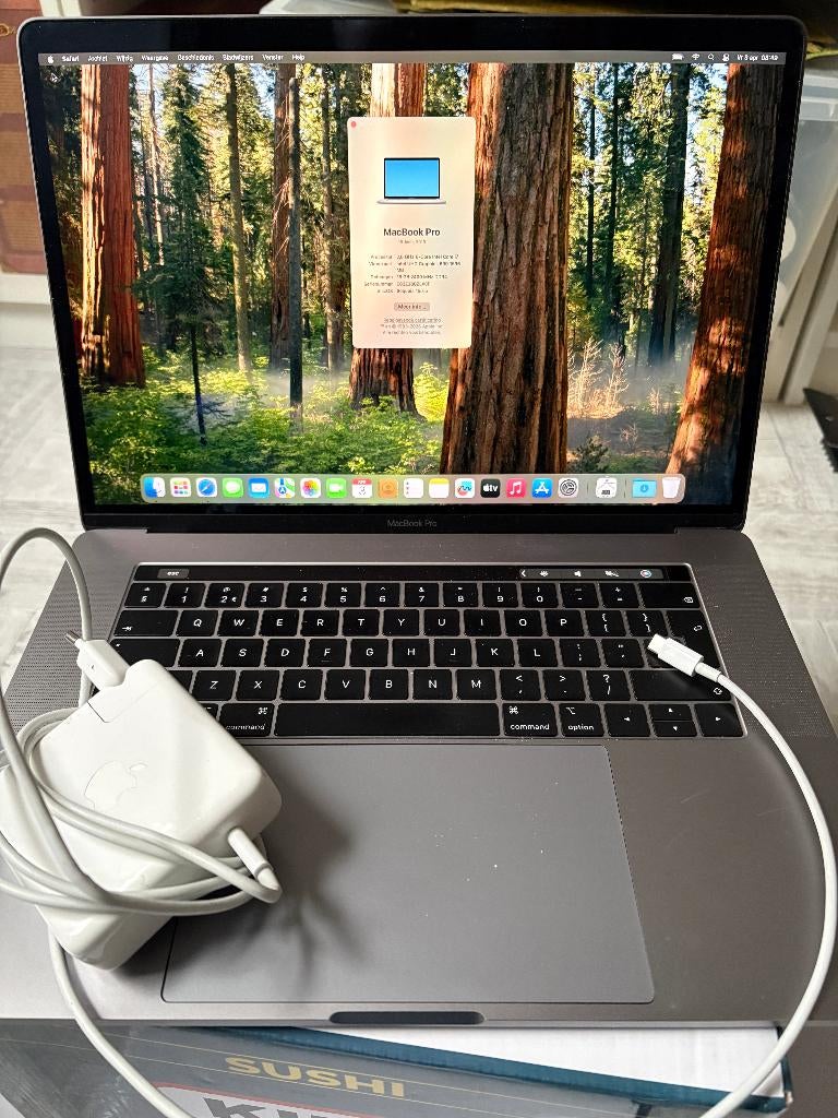 Macbook Pro 2019 15" Dark Grey, Computers en Software, MacBook Pro, 256 GB, 2 tot 3 Ghz, Ophalen of Verzenden