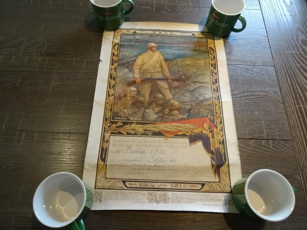 Oude oorkonde soldaat Eerste Wereldoorlog helm geweer, Verzamelen, Ophalen, Landmacht, Overige gebieden, Overige typen