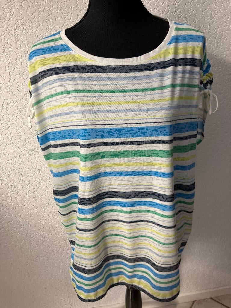 cecil maat XXL oksel tot oksel 68 cm-onder elastiek