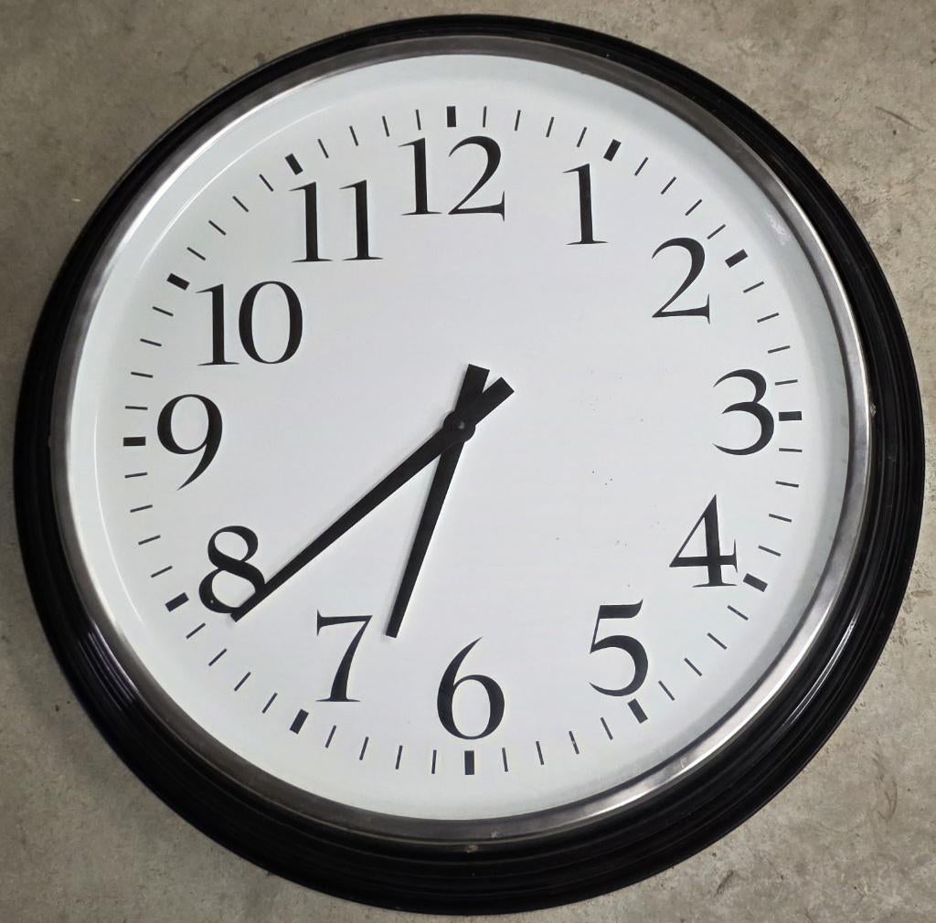 IKEA Wandklok BRAVUR, Ophalen, Gebruikt, Analoog, Wandklok