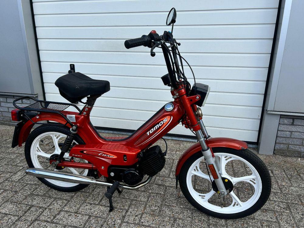 GEZOCHT!!! Tomos 50cc, Fietsen en Brommers, Ophalen, Zo goed als nieuw, Standard