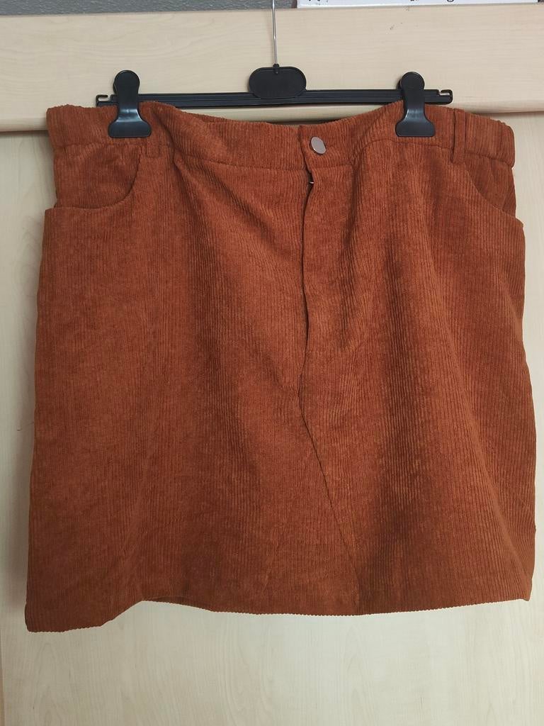 Bruine corduroy rok met zakken - Shein - Maat XXL, Kleding | Dames, Rokken, Bruin, Maat 46/48 (XL) of groter, Ophalen of Verzenden