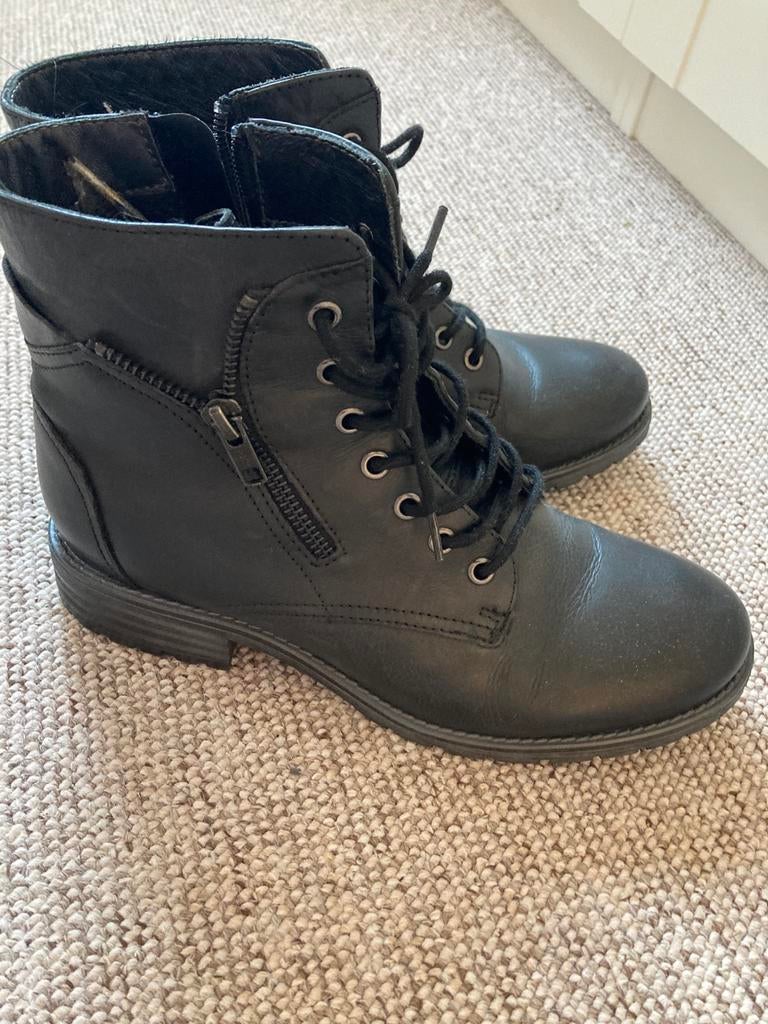 Zwarte leren laarzen 39 scapino, Ophalen of Verzenden, Zo goed als nieuw, Zwart, Hoge laarzen