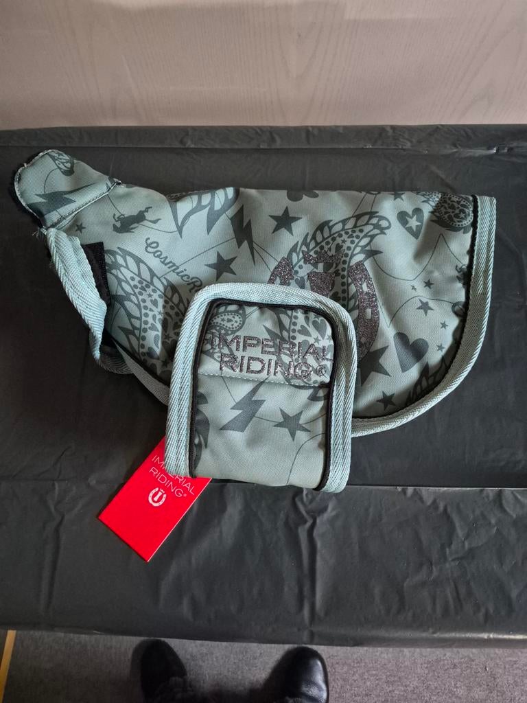 Hondenjasje voor grote teckel, Ophalen