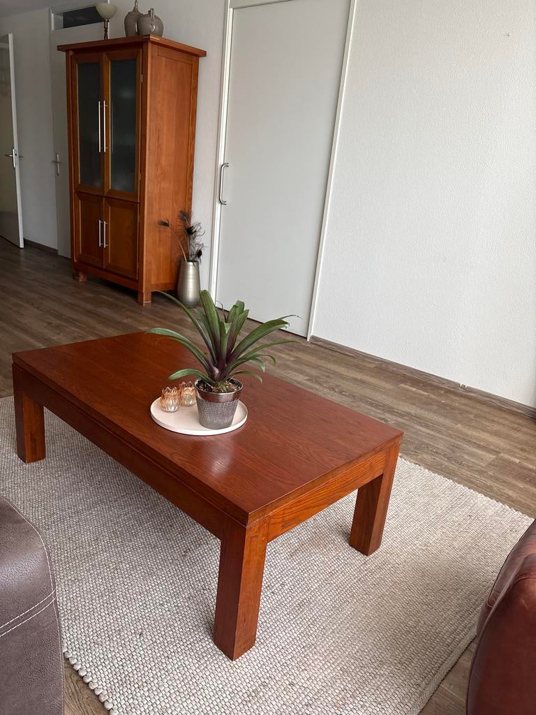 Kersen houten salontafel met twee lades, Ophalen, Gebruikt, 100 tot 150 cm, 50 tot 100 cm