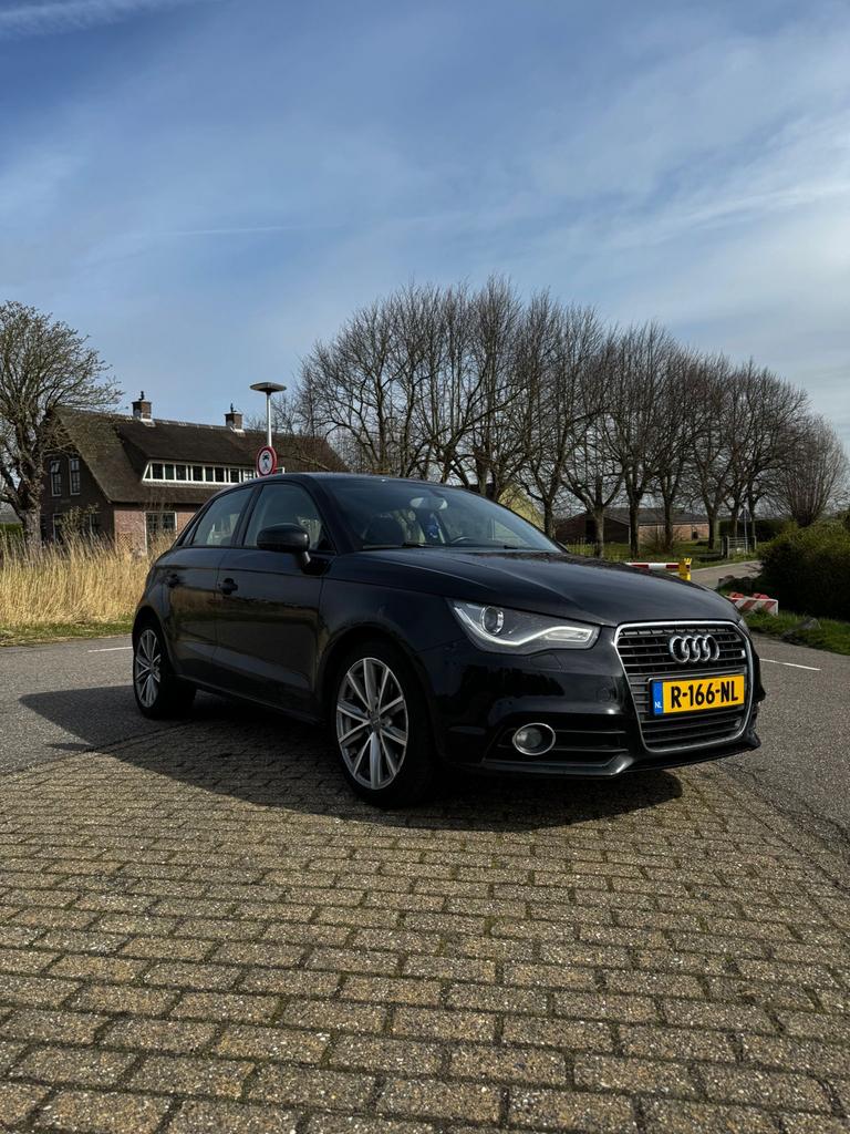 Audi A1 1.4 Tfsi 90KW Sportback 2013 Zwart, Auto's, Audi, Voorwielaandrijving, Xenon verlichting, A1, 4 cilinders