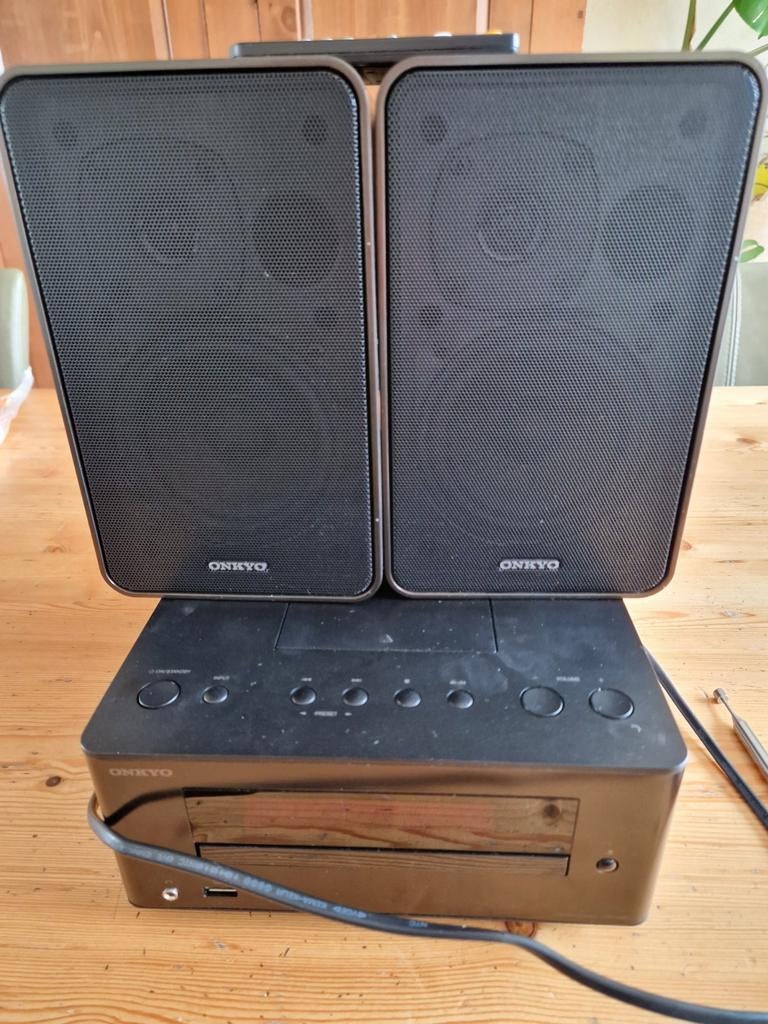 Onkyo CD speler met 2 boxen, Audio, Tv en Foto, Stereo-sets, Ophalen