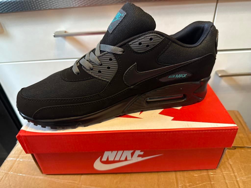 Nike, Kleding | Heren, Schoenen, Ophalen of Verzenden, Zo goed als nieuw, Zwart, Sportschoenen