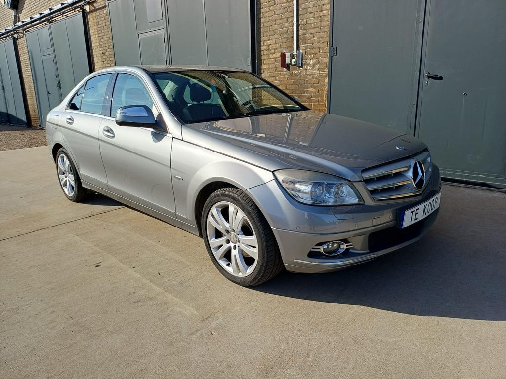 Mercedes c200 kompressor automaat avantgarde, Automaat, Achterwielaandrijving, Zwart, 4 cilinders