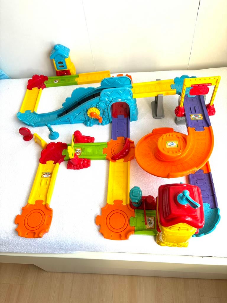 Vtech toet toet treinstation met Tineke Trein, Ophalen of Verzenden, Zo goed als nieuw, 6 maanden tot 2 jaar