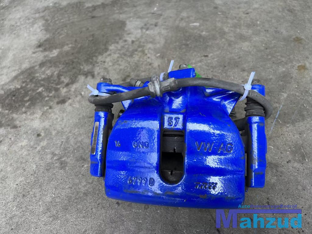 VW GOLF 7 1.4 GTE HYBRID Blauw Rechts voor remklauw 2012-202, Gebruikt, Volkswagen, Volkswagen AG, Berliner Ring 2
38440  Wolfsburg, DE