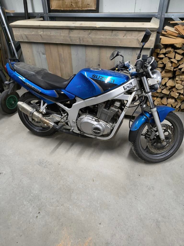 Suzuki gs500e voor loop of sloop, Ophalen