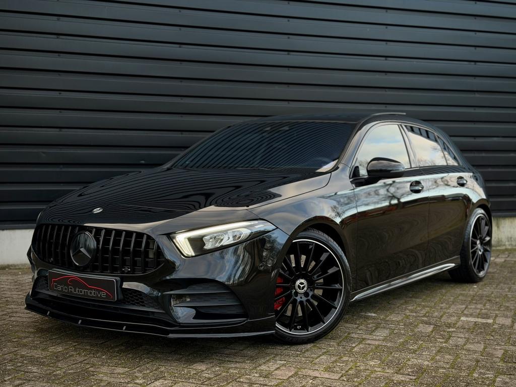 Mercedes-Benz A-Klasse 250 AMG NIGHT|PANO|BURMESTER|BLINDSPO, Gebruikt, Euro 6, 4 cilinders, Zwart
