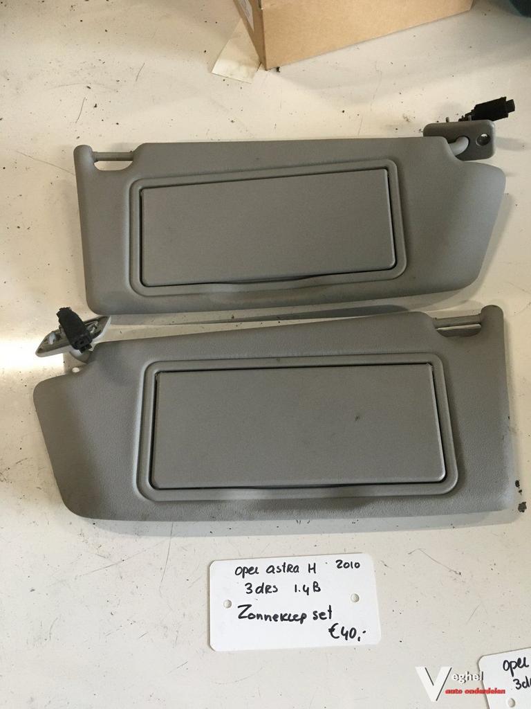 Opel Astra H Coupe 2010 1.4 B Zonneklep set, Gebruikt, -, -, Ophalen of Verzenden