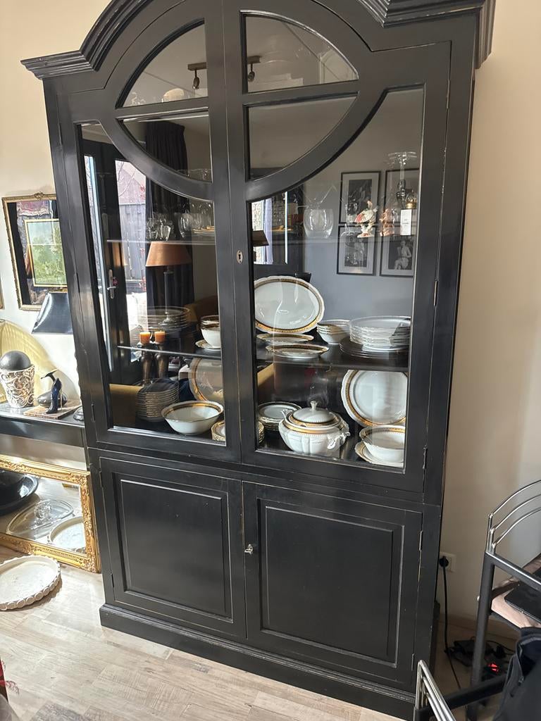 Complete Inboedel: Kasten, Bank, Sofa, Tafel, Lamp, Ophalen