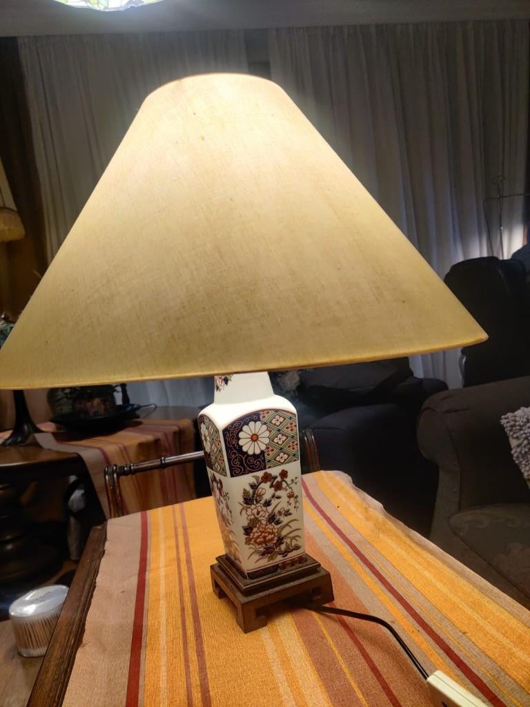Vintage Porseleinen Vaaslamp – Hong Kong – 55 cm hoog, Ophalen