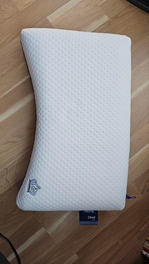 Auping Cloud Kussen 14 cm - Zo goed als nieuw, Ophalen of Verzenden