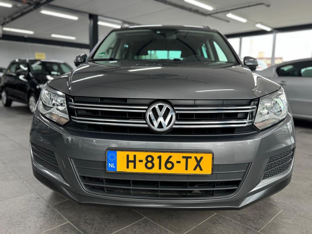 Volkswagen Tiguan 1.4 TSI Sport&Style navi clima cruise cont, Auto's, Voorwielaandrijving, Stof, 4 cilinders, 150 pk